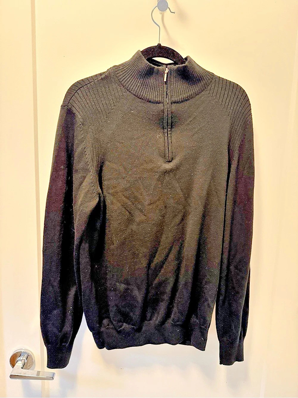 le château Black Wool Blend Quarter-Zip Sweater XL